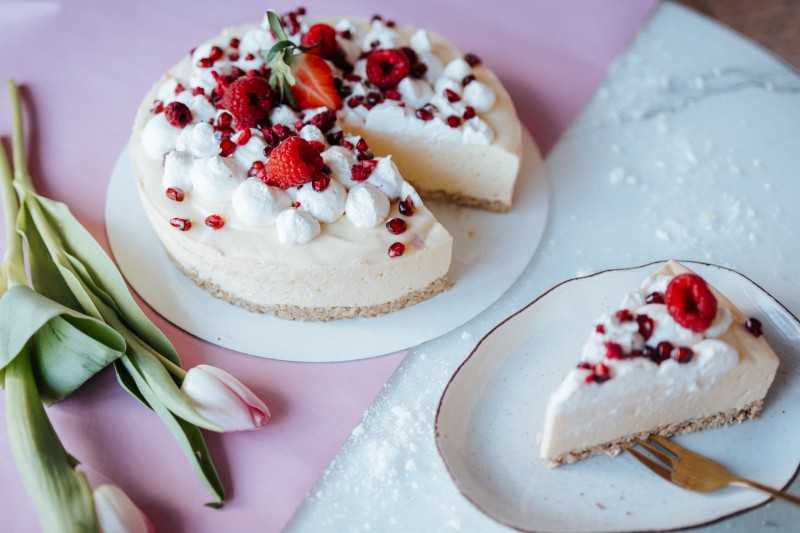 Cold mango cheesecake