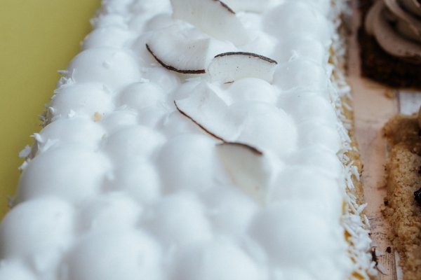 MANGO-COCONUT SPREAD